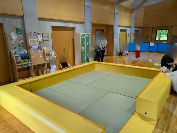 幼児用コーナー絵本画像