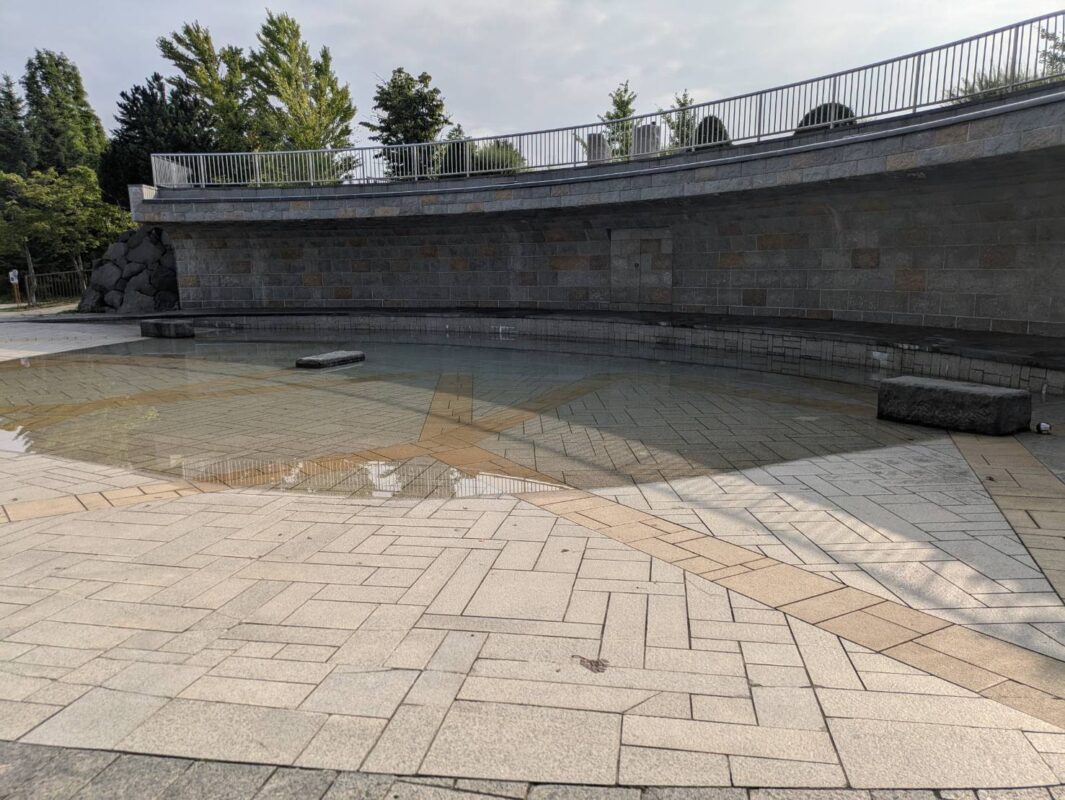 「川下公園 壁泉稼働の終了お知らせ｜カナールは月末まで」の画像