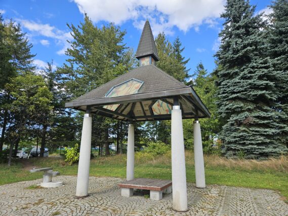 「四阿（あずまや）の利用について」の画像