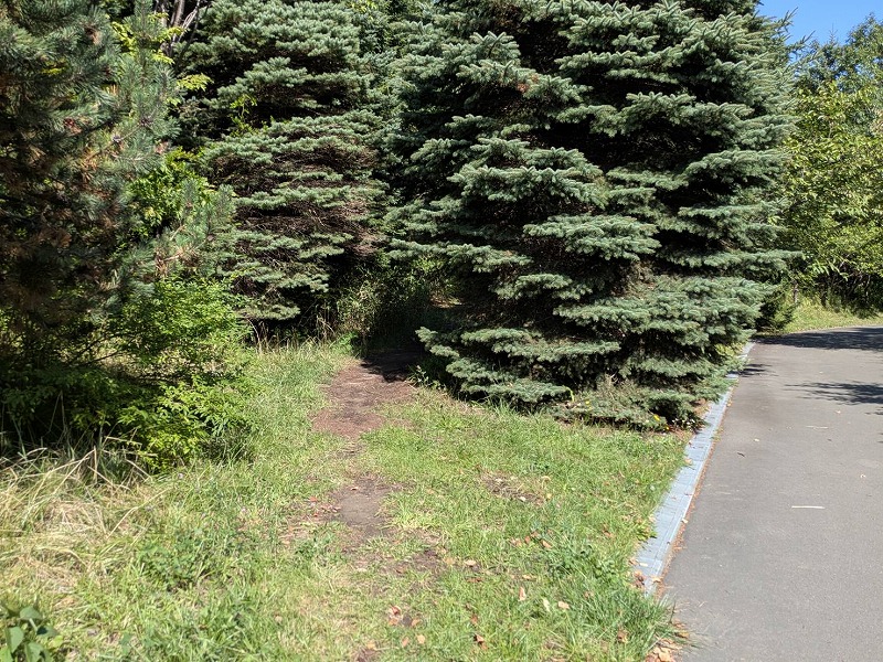 ふるさとの丘入口画像