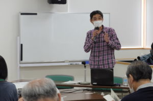 「植物の基礎知識」の様子