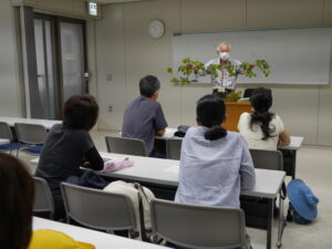 講義の様子（ホップのお話）