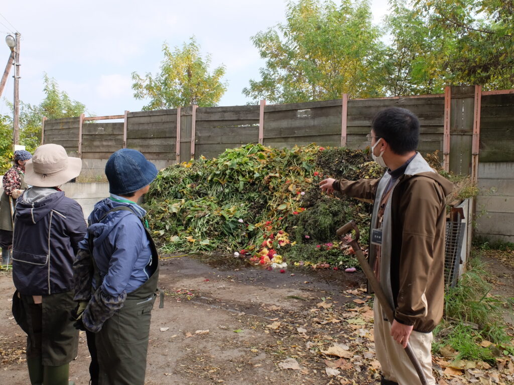 2024年さっぽろまちづくりガーデニング講座第16回目-実習風景