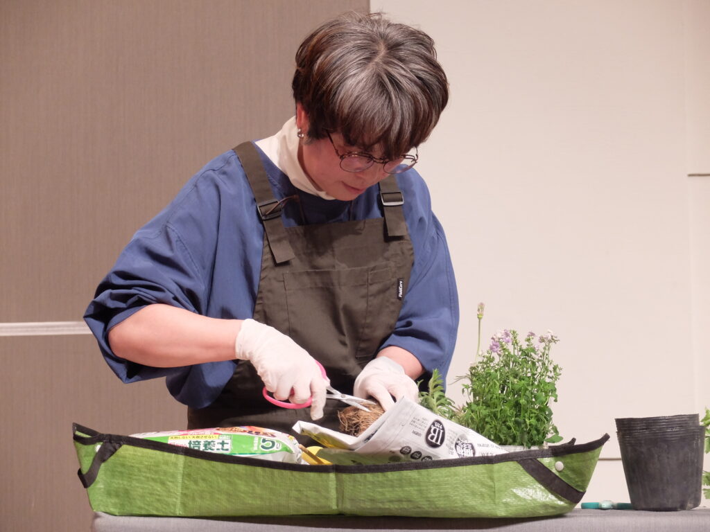 さっぽろ花と緑のまちづくりフォーラム2025「らくちんガーデニング」を楽しむ小さな魔法のお話