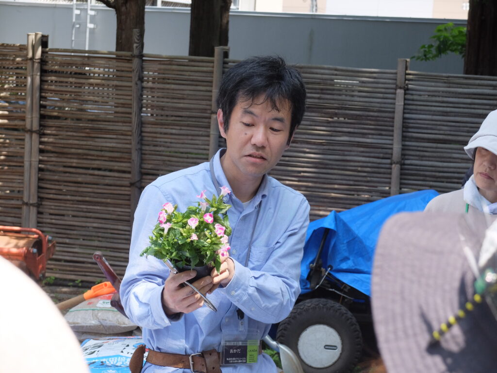 2025年さっぽろまちづくりガーデニング講座第7回目－実習風景