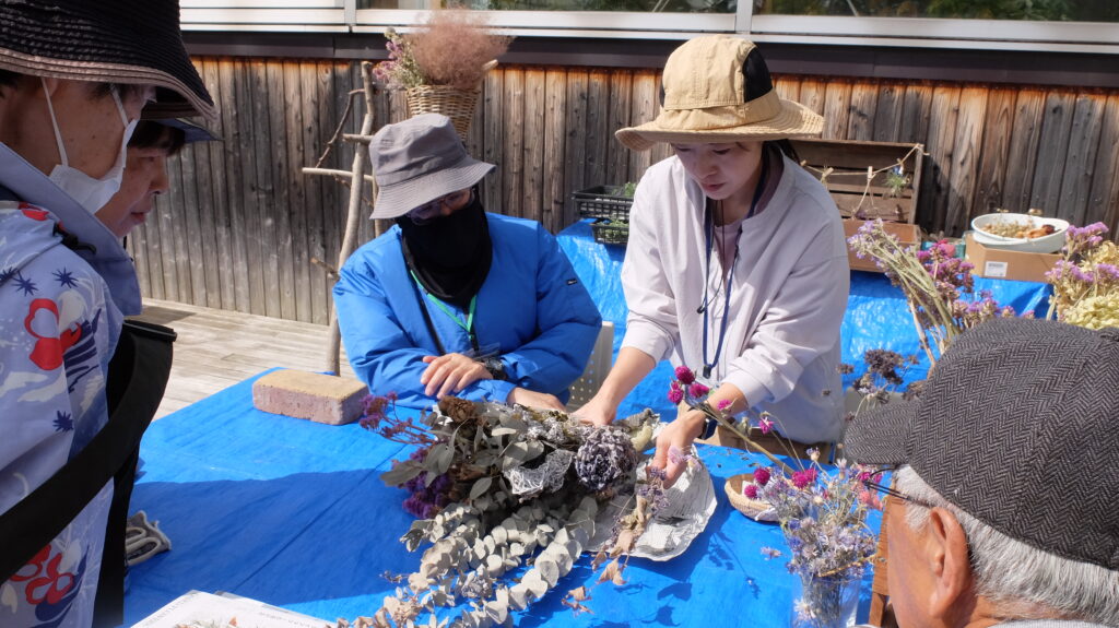 2025年さっぽろまちづくりガーデニング講座課外活動メンテナンス（豊平公園②）－メンテナンス活動の様子