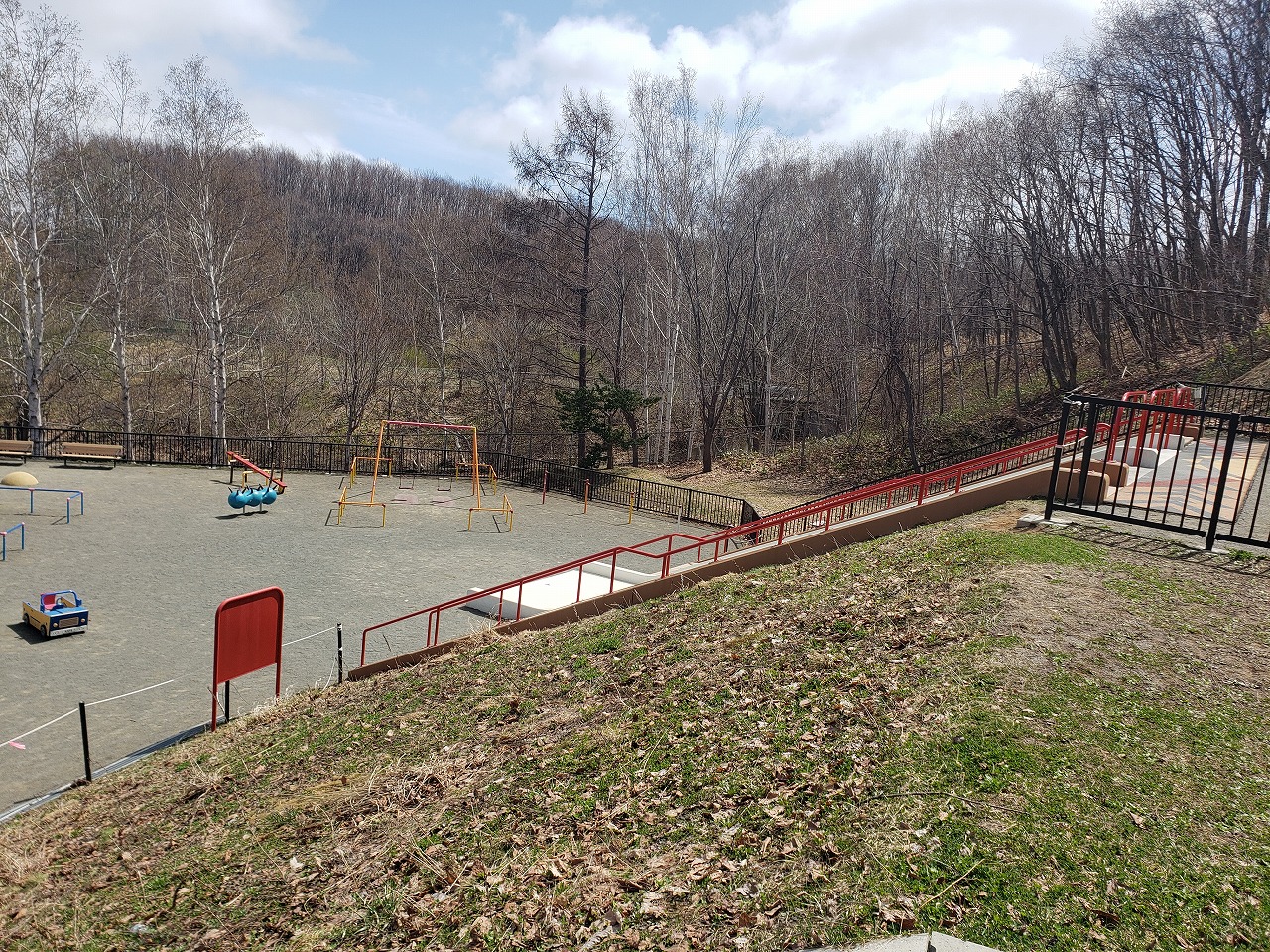 清田南公園遊具