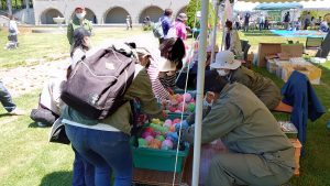 ブースの前の行列