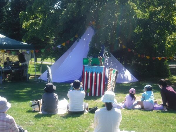 パペットのステージ