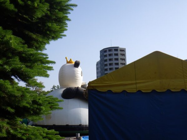 自由広場の何か