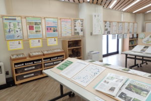 西岡公園自然報告展の様子