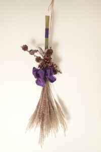 ススキの穂を使ったスワッグ