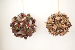 ボール状のリース