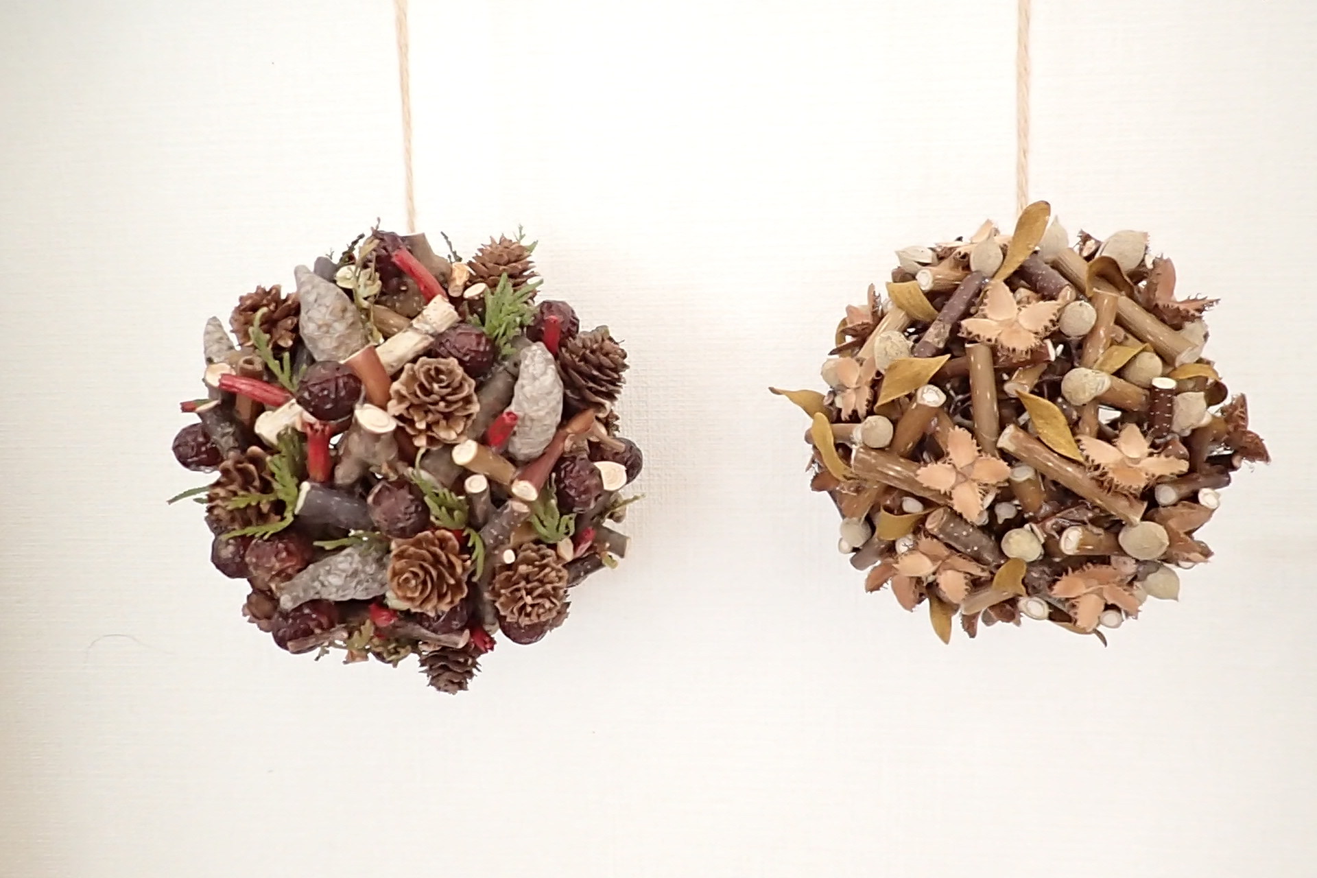 ボール状のリース