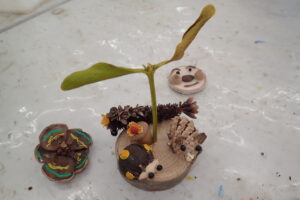 テントウムシなどが付いたオブジェ