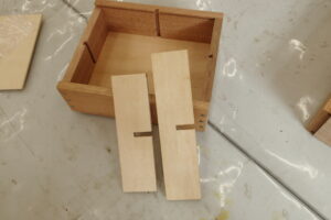 組み立てていく途中