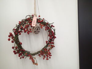 野バラの実のリース