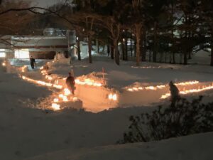 スノーキャンドルの灯った会場