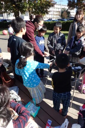 「11/3二十四軒「秋の文化祭」プレーパークにてPR出展しました！」の画像