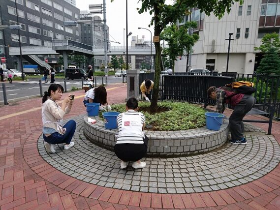 「お助け隊にプリモジャパンの皆さんも加わって」の画像