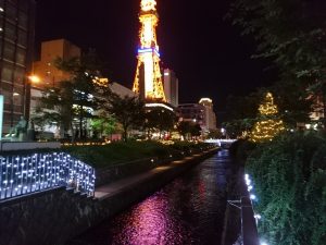テレビ塔と創成川イルミネーション