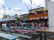 12時の小樽ビール会場の様子