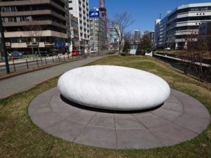 安田侃作品「天秘」