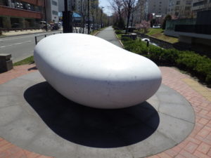 南2条東の天秘を北から見たところ