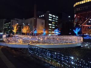 11月14日に最終日を迎えたオレンジリボンイルミネーションライトアップのスノーリングの様子