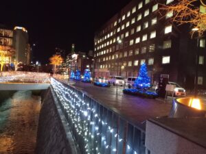 11月7日のオレンジリボンイルミネーションライトアップの点灯の様子