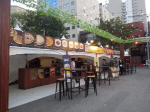 9月8日に始まったリバーサイドグルメパークの様子