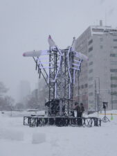 3月2日に行われたCOUGENプロジェクト「準電化directions」の設置の様子