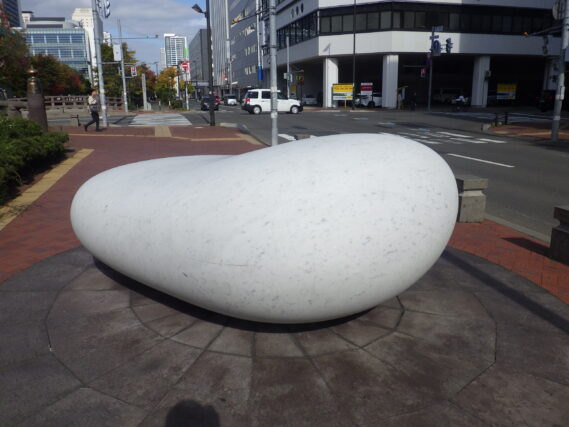 高圧洗浄とコーティング作業を終えてきれいになった天秘