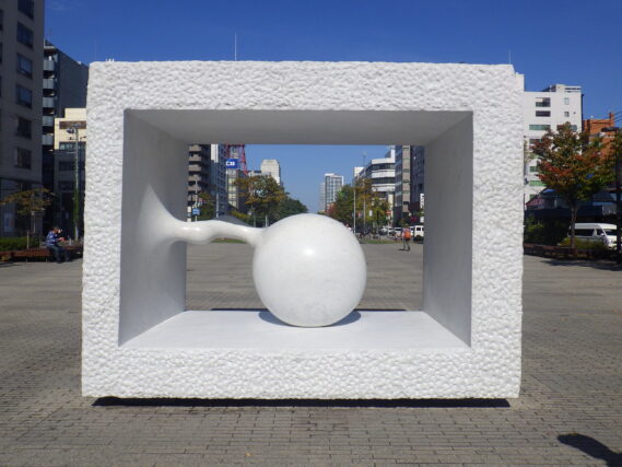 高圧洗浄とコーティング作業を終えてきれいになった生誕