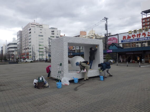「彫刻清掃ボランティアも活動開始」の画像