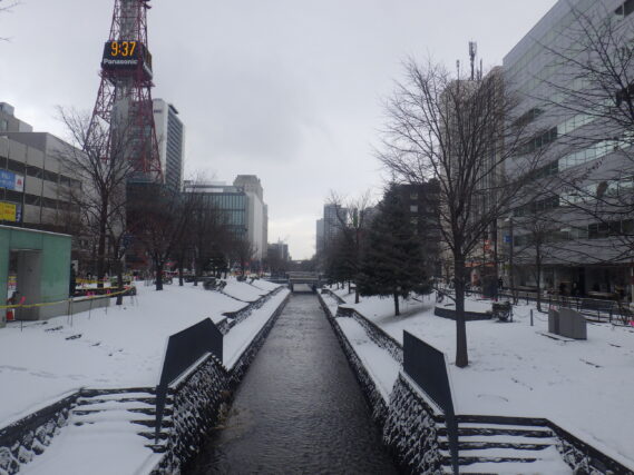 創成橋から南1条のテレビ塔方面を見た画像