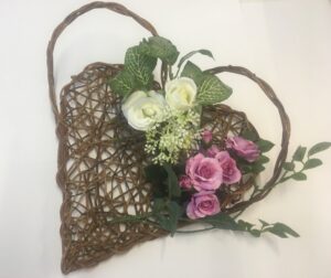 あけびのハート型トレイ