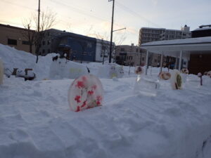 生花や押し花を使ったアイスボード