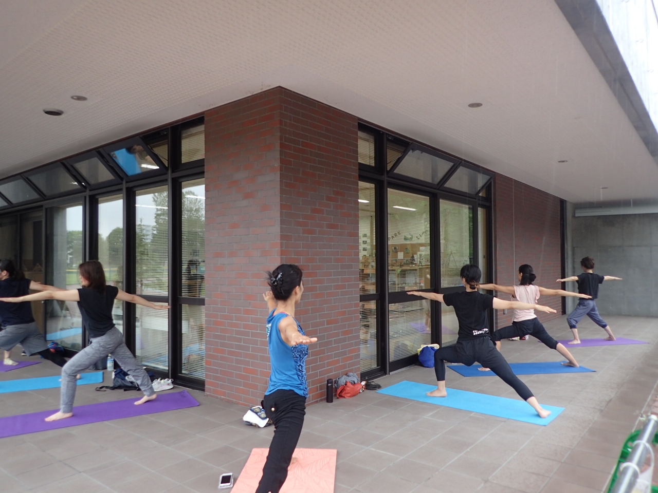 英雄のポーズ0808