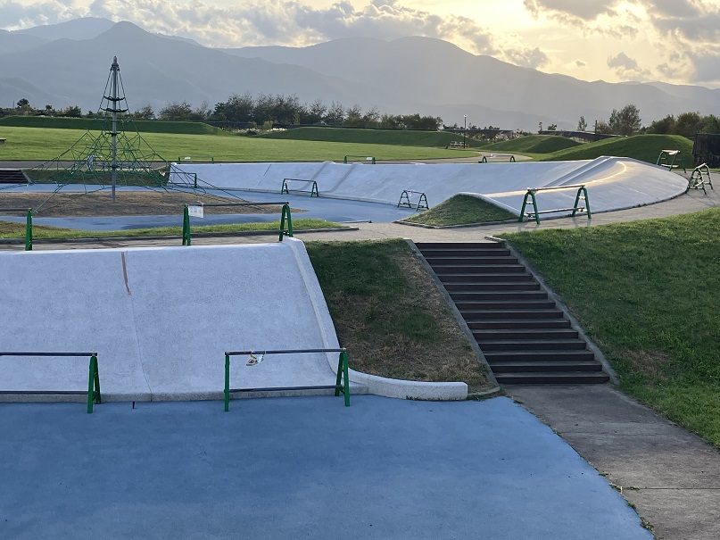 人研ぎ滑り台使用中止